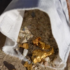 Guaranteed Unsearched TOP SHELF Gold Paydirt Added Gold Plus Crystals Gemstones