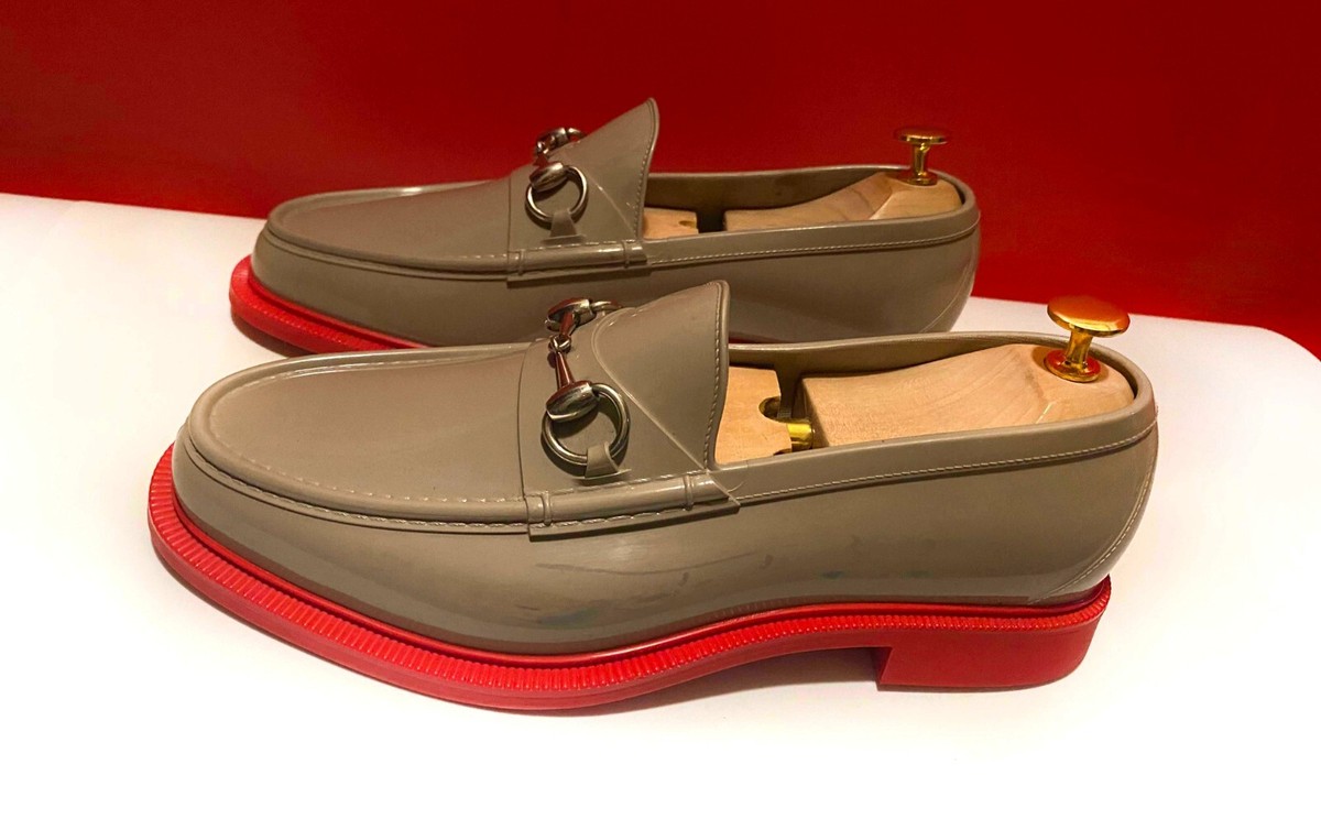 $889.00 !! GUCCI LUXURY MEN GRAY & RED SOLE RUBBER LOAFERS $889.00 !! GUCCI LUXURY MEN GRAY & RED SOLE RUBBER LOAFERS