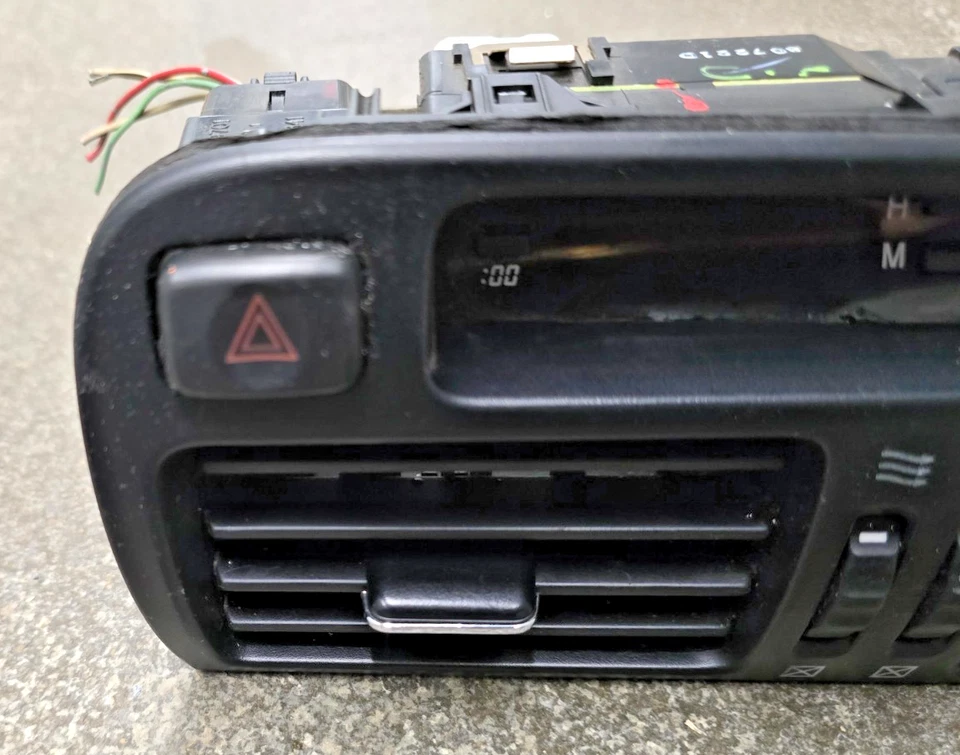 Conjunto de reloj de ventilación de aire central negro OEM LEXUS GS300 GS400 GS430 1998-2005 Foto 2 de 4