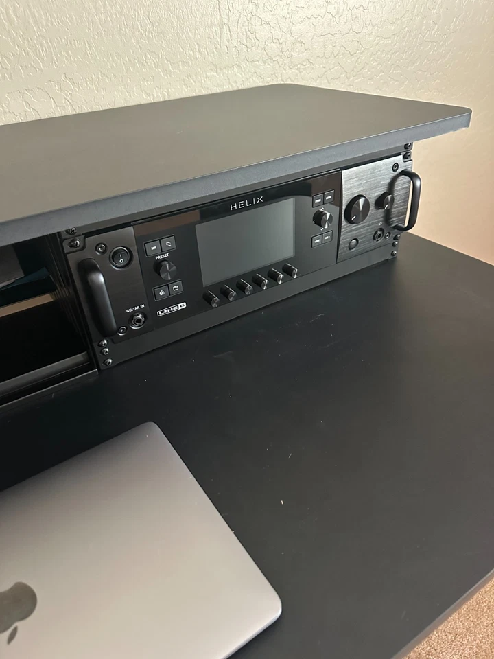 Procesador multiefectos Line 6 Helix Rack P28-1 UPC 614252304146 Foto 2 de 4