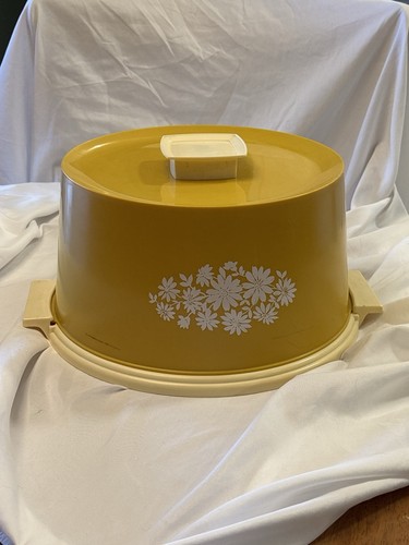Vintage Cake Carrier Cover Harvest Gold With White Floral Design Plastic 1970’s 