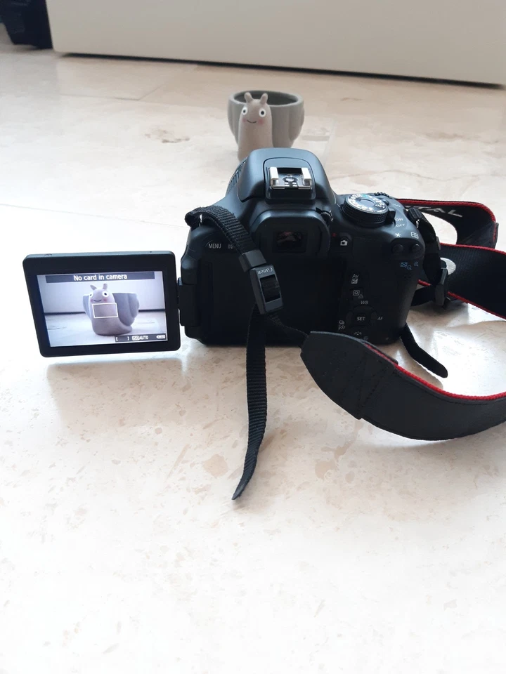 Canon EOS 600D, photo 2 of 5