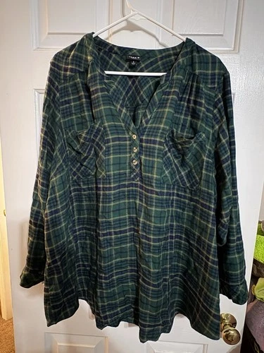 Torrid Women's Flannel Plaid Shirt Plus Size 4, Button-Up, Long Sleeve- Green - product listing photo