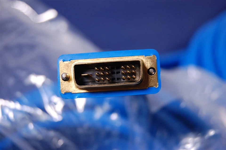 DVI-2310-SHR DVI-D M/M Super High Resolution 1080P HDTV 2048x1080 PC Cable 30' - Image 2 of 3