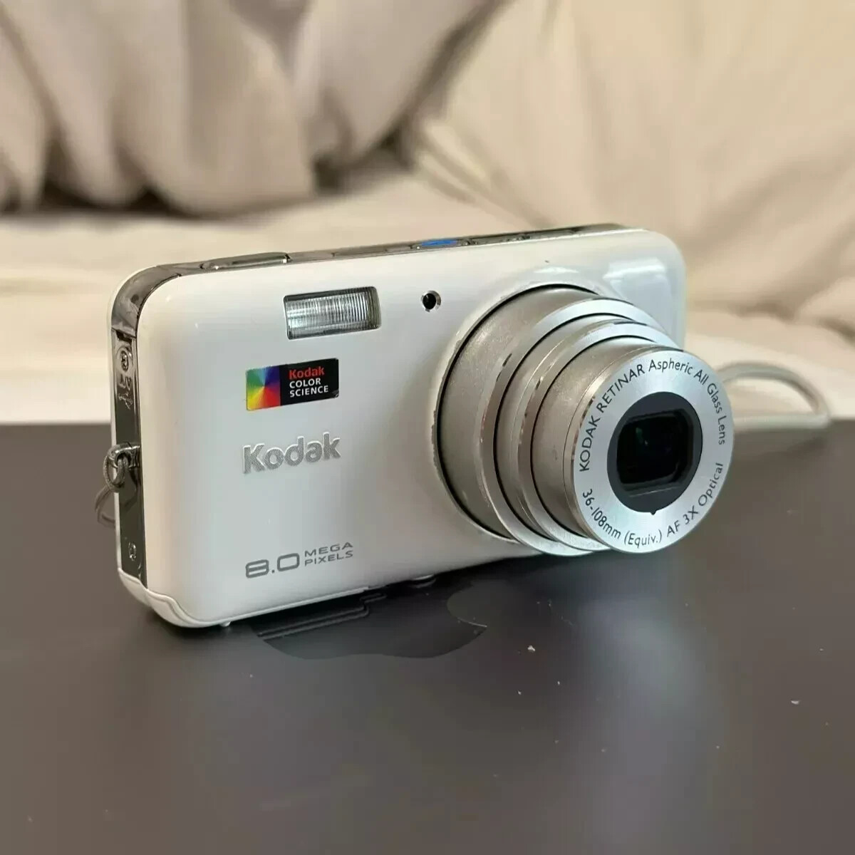 Kodak EasyShare V803 White Color LCD Digital Camera w/ 3x Digital  Zoom