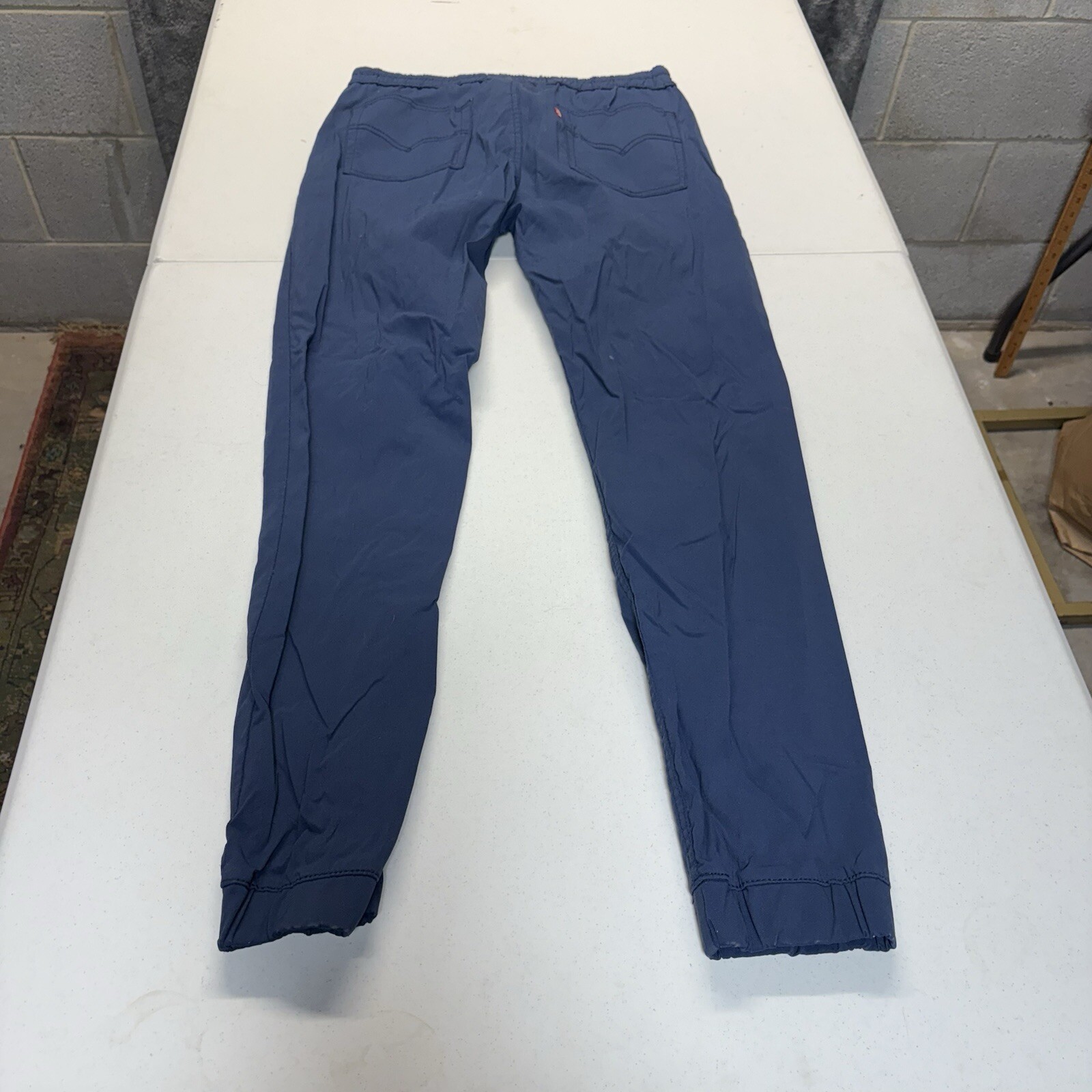 Levis Jogger Men 28x28 Elastic Drawstring Tapered Polyester Sweatpants thumbnail 5