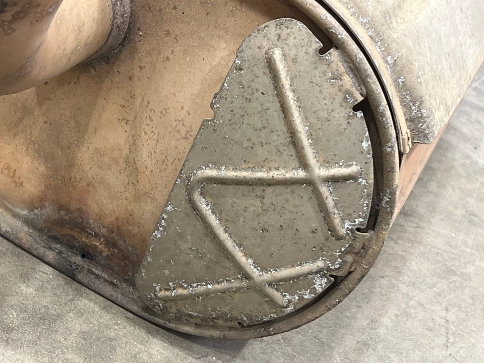 2009-2012 Chevy Colorado GMC Canyon Exhaust Muffler Genuine OEM 25878015 - Image 4 of 4