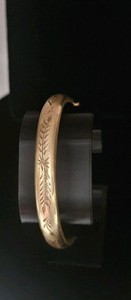 Vintage 14k Gold Filled Engraved Floral Hinged Bangle Bracelet 11 Grams