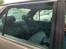 Porte arrière et accessoires BMW 524