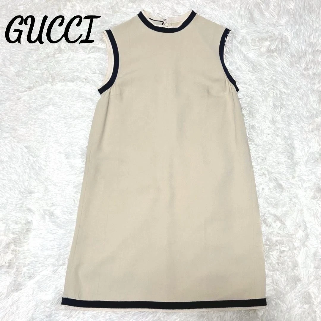 Robe Gucci taille 36, fermeture 18, sans manches m6_0404