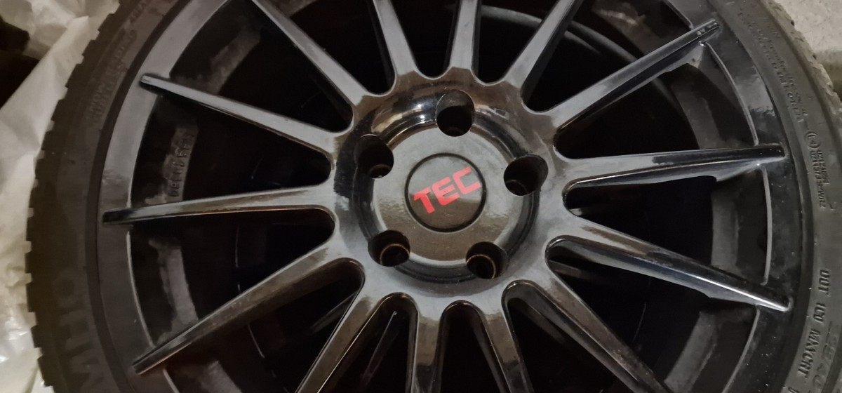 4x REIFEN TEC SPEEDWHEELS AS2 8X18 ET20 5X120 BLACK GLOSSY (BG) 18 
