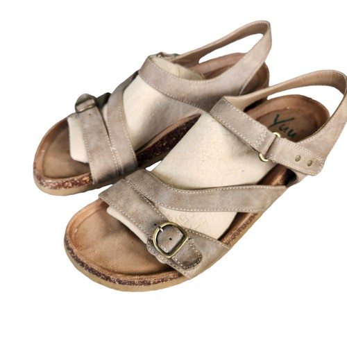 Sandalias YUU By Crocs (Peyton) Plantilla Flexible con Cordones Tostadas Ligeras Talla 9 M - Imagen 1 de 7