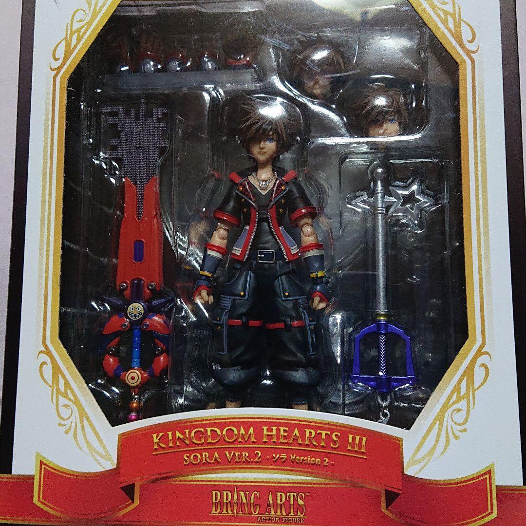 KINGDOM HEARTS III PLAY ARTS KAI ACTION FIGURE - SORA VER. 2 DELUXE VER.