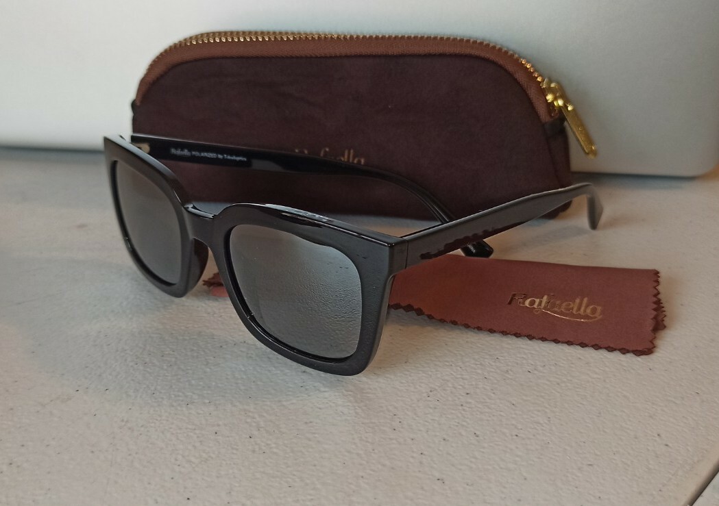 NEW RAFAELLA Sunglasses RS02 Black / Silver Lens Polarized  display picture 1