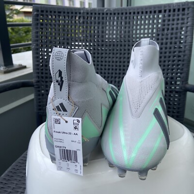 Adidas Grey Freak Ultra Boost Primeknit 23-AA Football  display picture 1