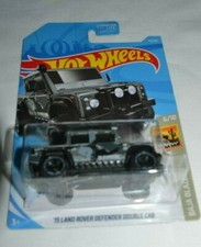 2018 HOT WHEELS BAJA BLAZERS 6/10 - ' 15 LAND ROVER DEFENDER DOUBLE CAB GRAY