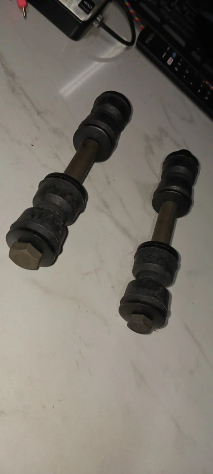 Dodge Charger 1968 a 1974 estabilizador barra estabilizadora izquierda Foto 3 de 3