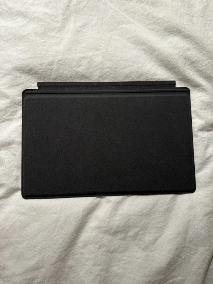 Microsoft Surface RT/ 2 /Pro 1 /Pro 2 Type Cover 2 Keyboard Black Good Condition - Image 2 of 2