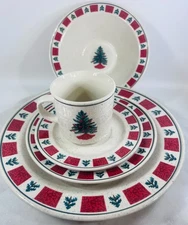Vtg 5 pc Holiday Stoneware Christmas Tree Place Setting Red Green Dinnerware Set