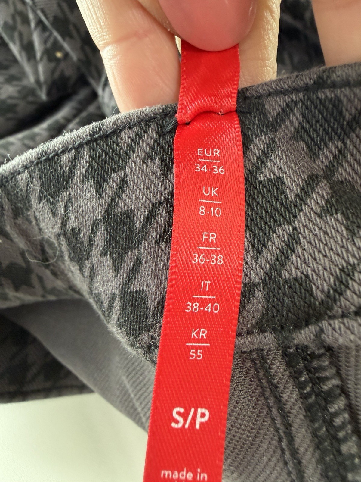 Spanx Houndstooth Patterned Leggings - image 5