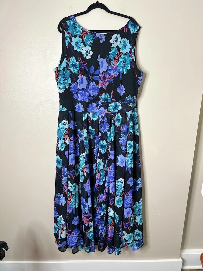 Vestido maxi Jessica London Flyaway plus size 22W floral sem mangas chiffon fluido - Imagem 4 de 4