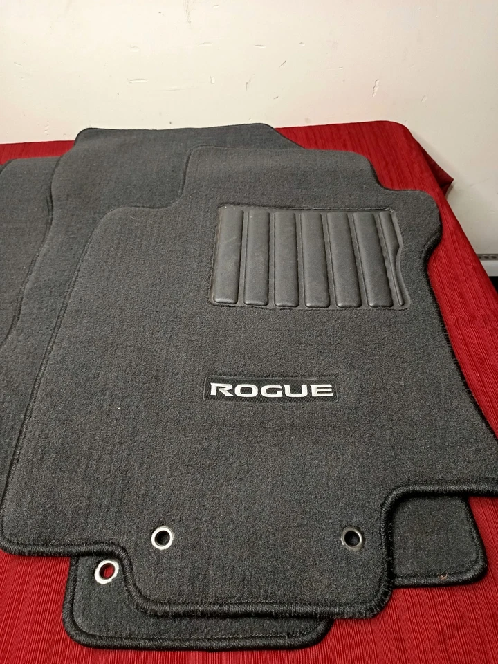 Alfombrillas negras originales OEM aptas para Nissan Rogue 999E2-G2000 U-1 2014-2020 Foto 2 de 4