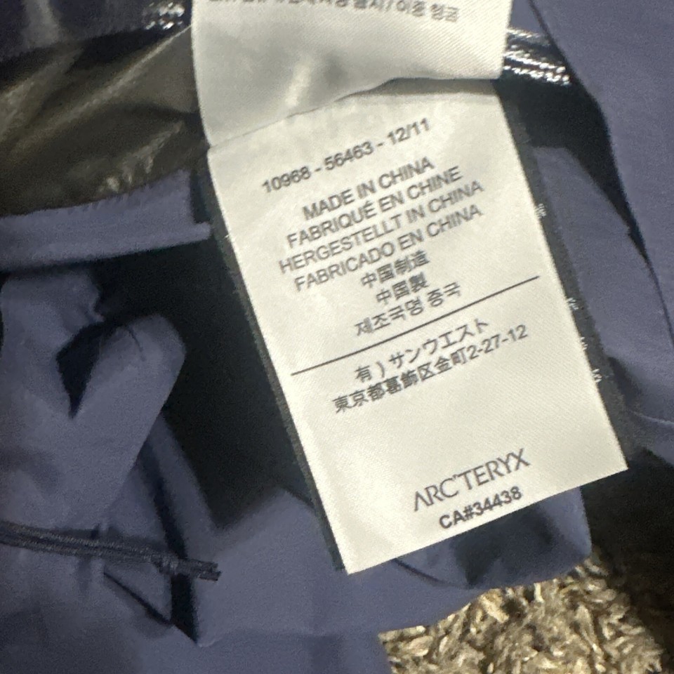 Arc'Teryx Beta SL Men's Jacket Waterproof GoreTex Blue Size Small