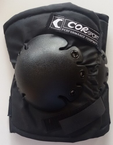 COPPIA GINOCCHIERE X SKATEBOARD - ROLLER - PATTINI - X ADULTI S.M.L.  SC. 50%  - Foto 1 di 2