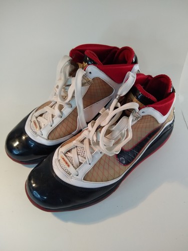 Nike Air Max Lebron 7 White Black Red 2009 Size 11 375664-102