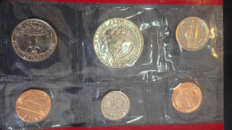 1984 United States Mint P&D Uncirculated Coin Set - Image 3 of 4