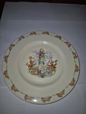 Royal Doulton Bunnykins 8" Child Plate Fine Bone China England  Blast Off OT25