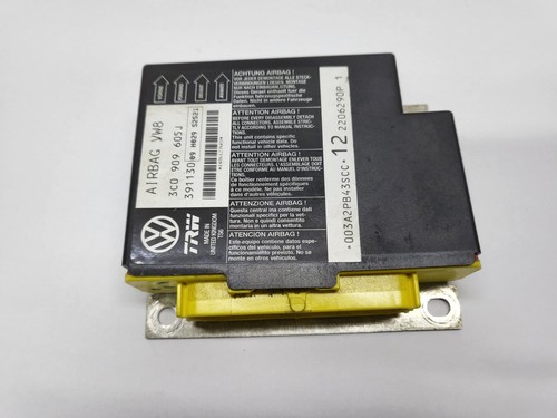 VW Passat B6   Airbagsteuerät Steuergerät Sensor Airbag 3C0909605J  (08)
