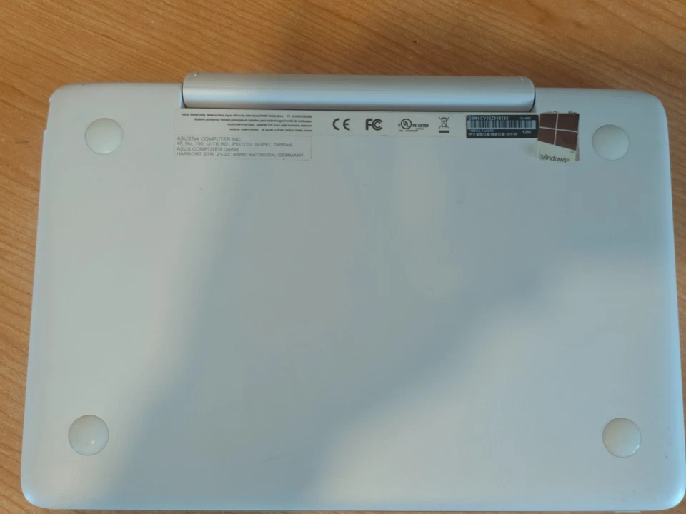 Tablet PC 2 in 1 Asus T100H 10,1" Intel Quad 4GB RAM 128GB eMMC Windows 11 - Immagine 3 di 4