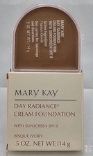 Mary Kay BISQUE IVORY 0607 Day Radiance Cream Foundation 0.5 oz with SPF 8 New
