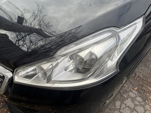 PEUGEOT 208 GTi XY N/S PASSENGER NEAR SIDE LEFT HEADLIGHT LED - Picture 1 of 2