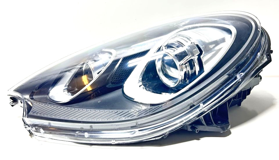 2015 2017 2018 PORSCHE MACAN XENON HID HEADLIGHT LEFT DRIVER OEM 