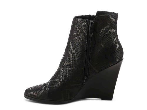 FERGIE Womens Aurora Wedge Booties Snake embossed 8.5 M NEW! HOT! STEAL $130 - Picture 5 of 7