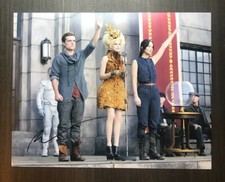 * ELIZABETH BANKS * signed autographed 11x14 photo * THE HUNGER GAMES * 1