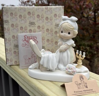 Precious Moments 1983 ''Precious Memories'' E-2828 Never Displayed Branch Mark MIB