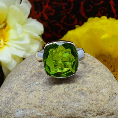 Bague En Argent Massif 925 Avec Péridot Naturel 21 Carats - Taille 58 - Forme Rectangle Surélevée