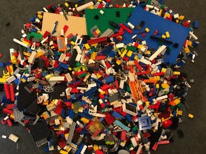 5 Pound Lego Lot w/ Mini-figures 