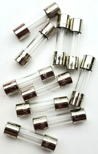 Lot of 10 Littelfuse 217 4 Amp 250 Volt 5 x 20 mm Fast Acting Glass Fuses
