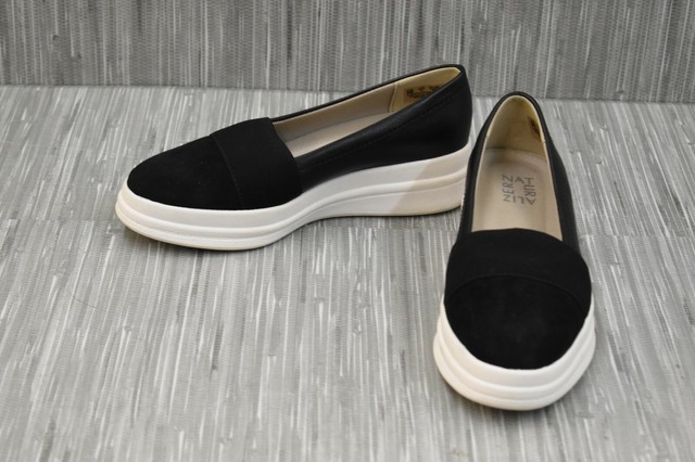 naturalizer black slip on