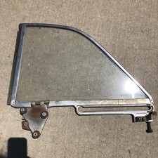 1964 Ford Fairlane Sports Coupe Right-hand Quarter Glass