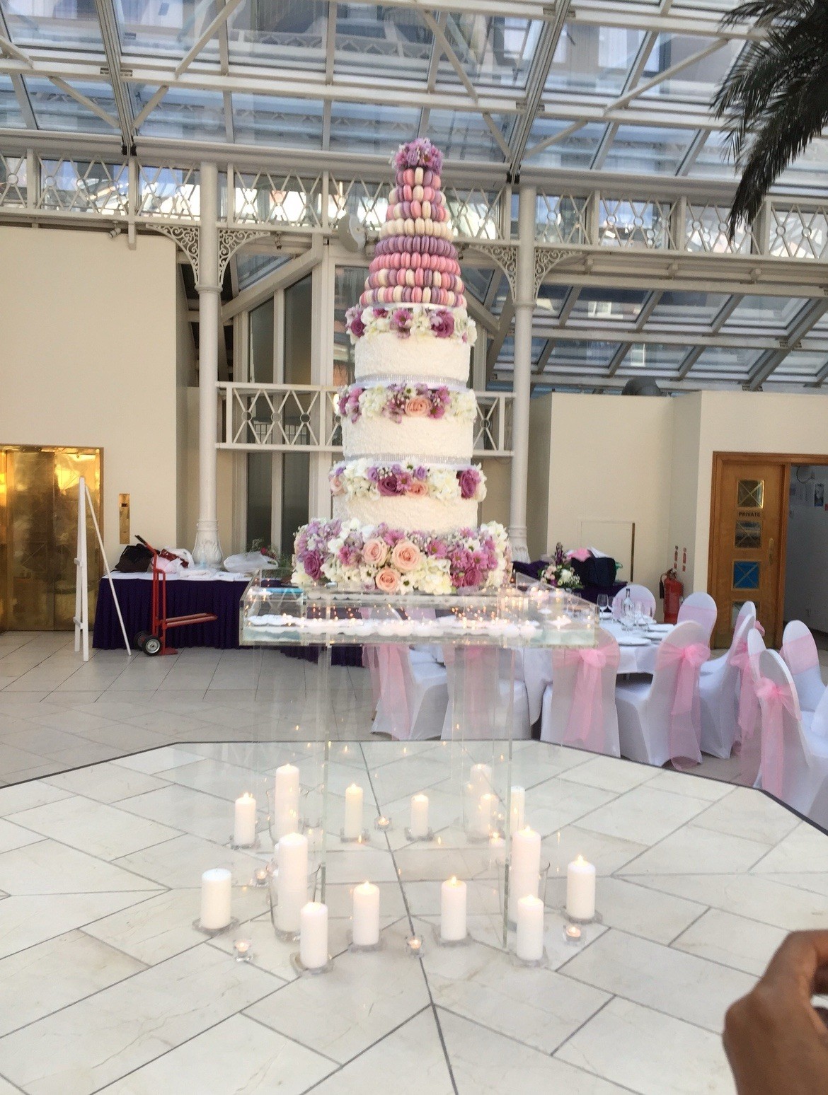 Acrylic Square Cake Stand