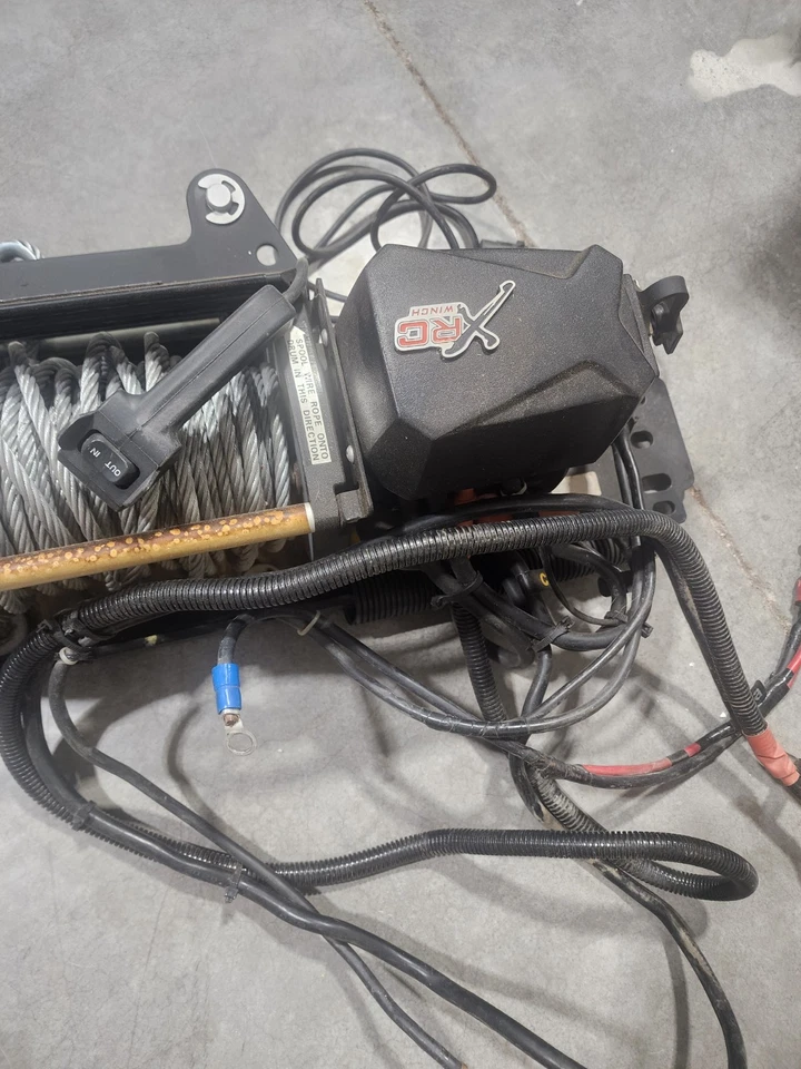 9500lb Winch. Smitty Built brand, new condition, with controller. - Image 3 of 4