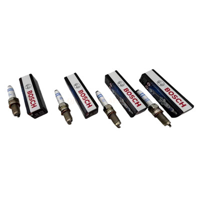 Set of 4 Bosch Double Platinum Spark Plug for Golf Jetta/ A3 Sportback e-tron L4