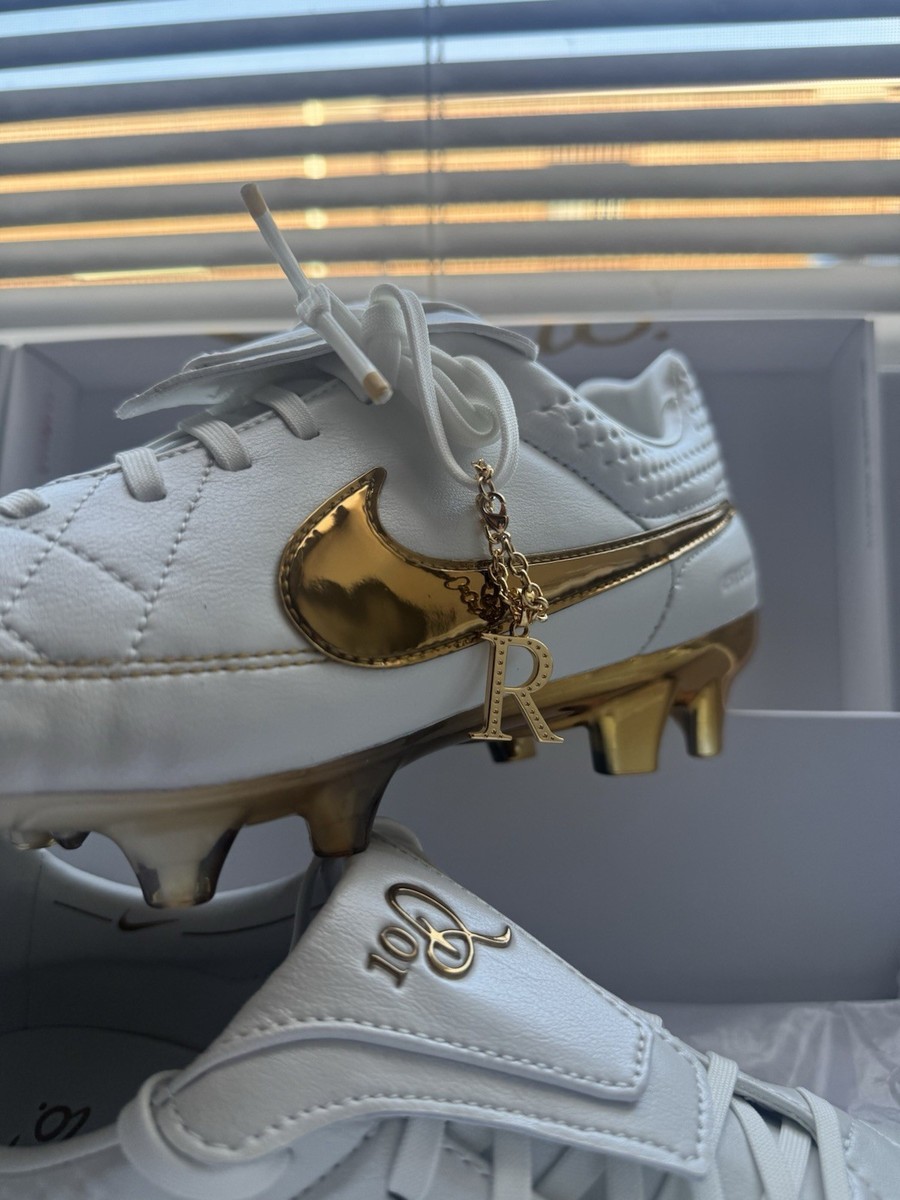 Ronaldinho × Nike Tiempo Legend of Gold Nike Tiempo Legend V Prem Ronaldinho FG “Touch of Gold