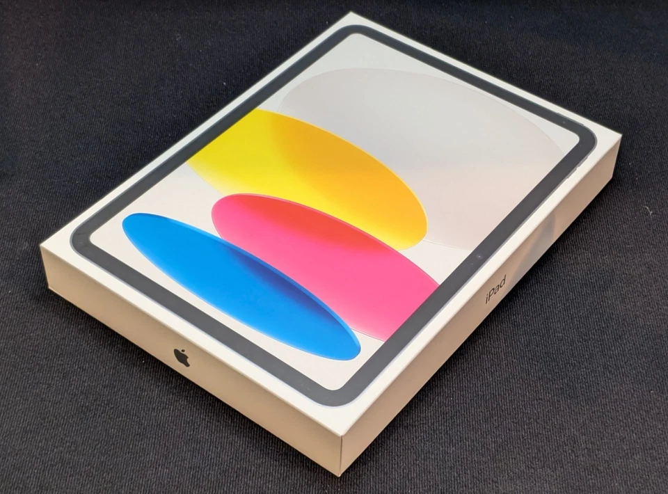 APPLE 11" iPad (2025) - 128 GB, Silver - MD3Y4KN/A **Brand New & Sealed** - Image 3 of 4