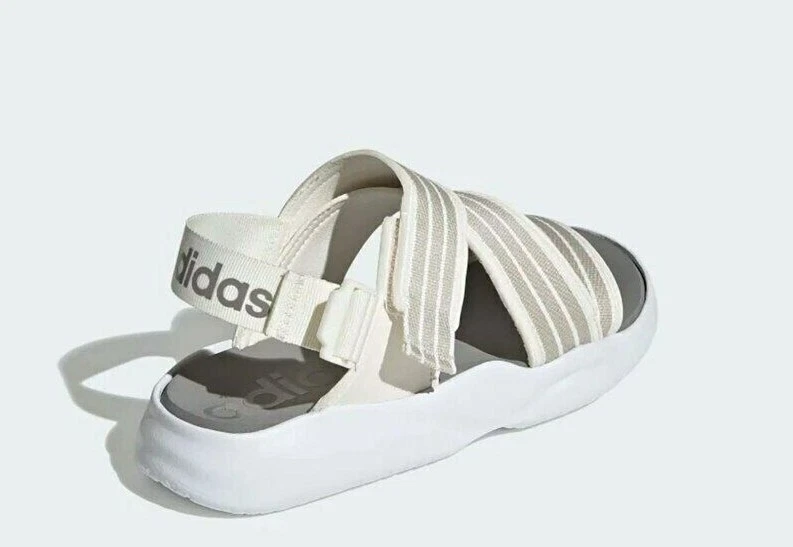 Adidas women's hotsell 90s sandal